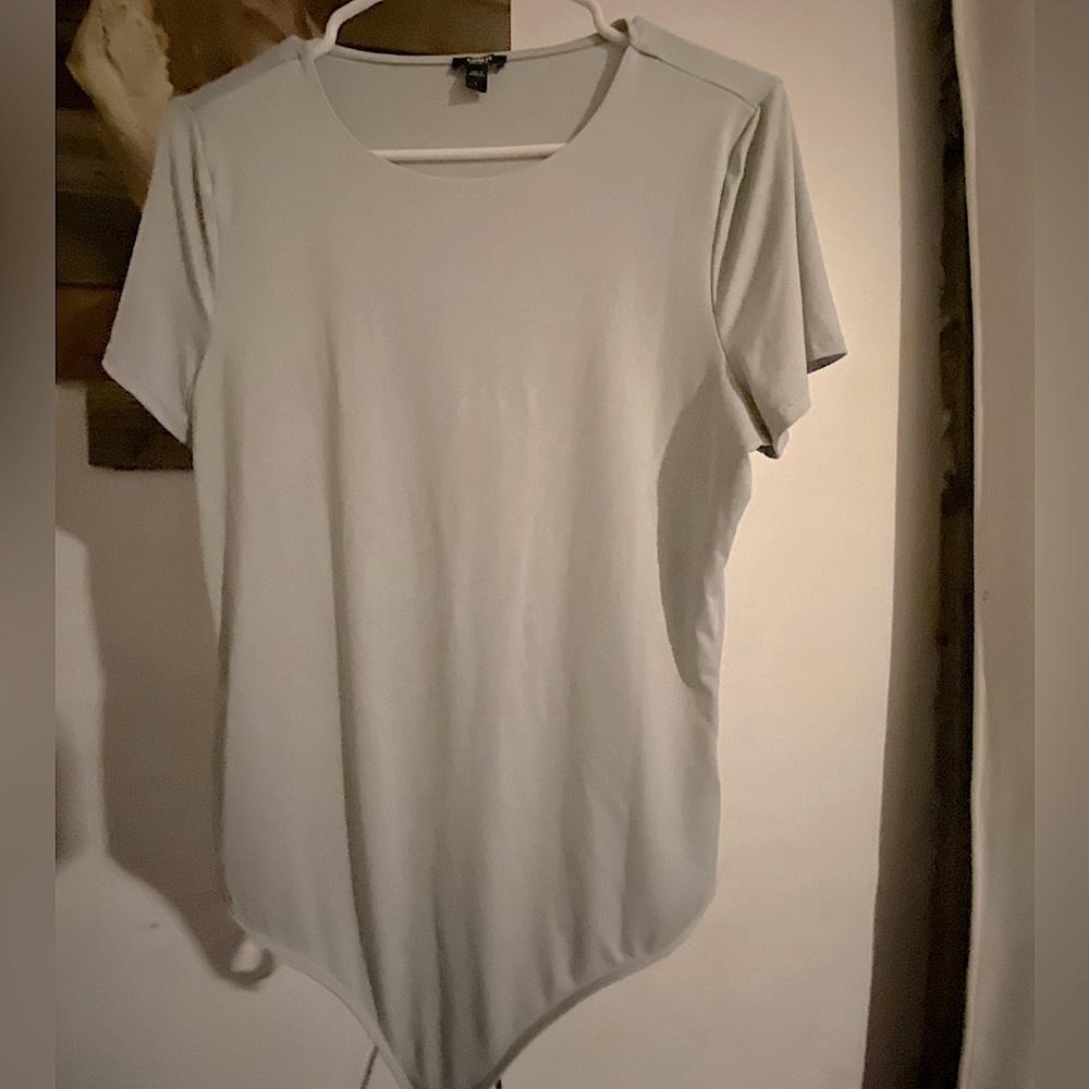 Women’s Express Body Contour